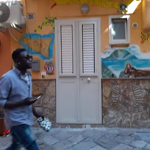 https://casa-vacanza-mercato-ballaro.sicilyhotelsitaly.net