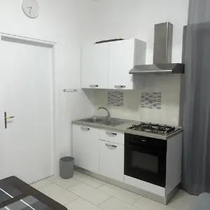 https://the-travelers-house.sicilyhotelsitaly.net